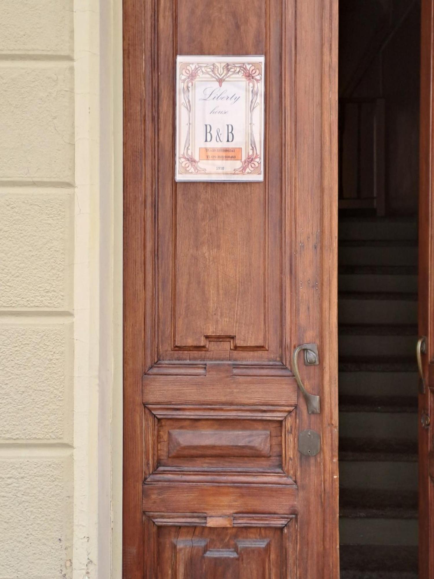 Liberty House Apartment Торино Екстериор снимка